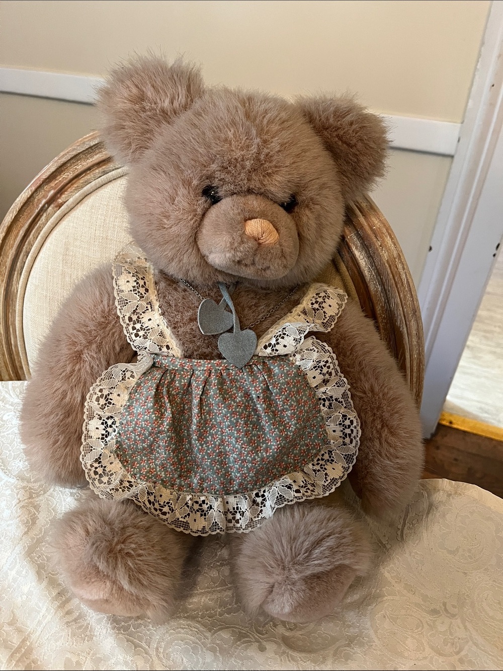 Vintage Gund Plush Brown Bear Collectible 1986! EUC!